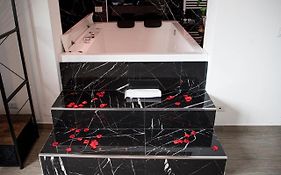 Cs Luxury House